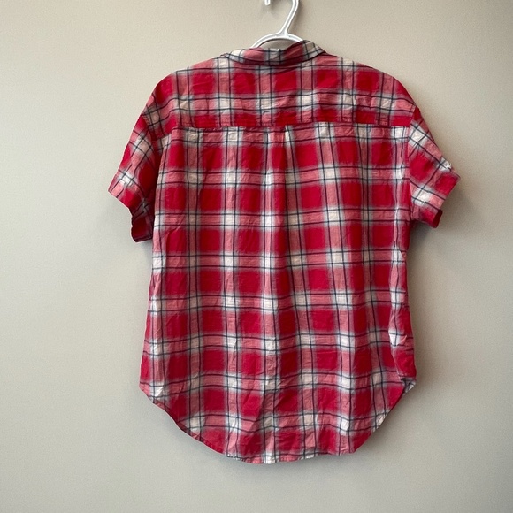 Universal Thread men's Plaid Button Down tshirt - Picture 4 of 4
